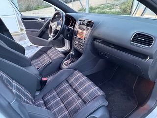 Volkswagen Golf 2010