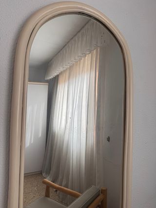 Specchio da parete ovale beige