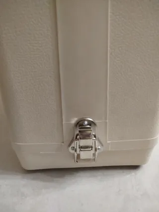 Maletín rígido para máquina de coser