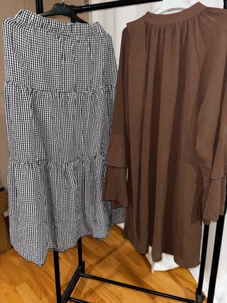 Conjunto de falda y blusa