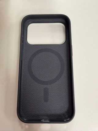 Funda iPhone 17 Pro TechWoven MagSafe