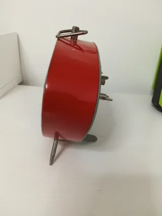 Reloj Fossil Vintage rojo y plateado de sobremesa