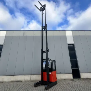 Carretilla elevadora Linde retráctil