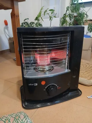 Estufa de parafina Zibro