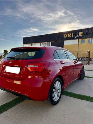 Mercedes-Benz Clase A180 2014