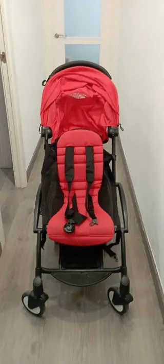 Carrito de bebé ligero y plegable
