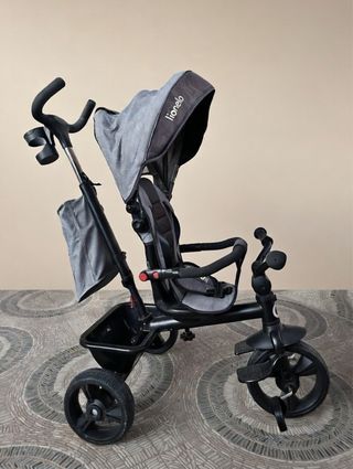 Triciclo infantil marca  Lionelo