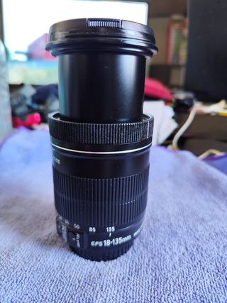 Canon EF-S 18-135mm f/3.5-5.6 IS