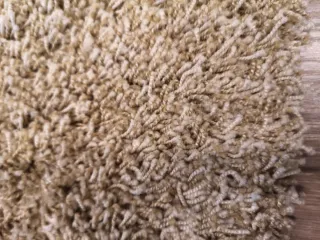 Alfombra De Pelo Largo Beige, Hecha A Medida.