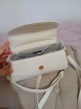 Borsa panna con manico dorato