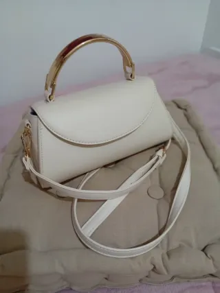 Borsa panna con manico dorato