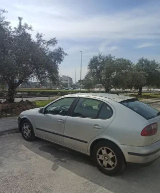 SEAT Leon 2000