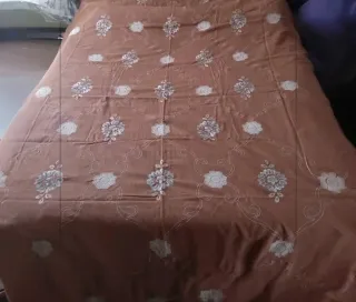 Copriletto Lino Matrimoniale Ricamato