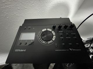 Batería Electrónica Roland VAD103 con Módulo TD17