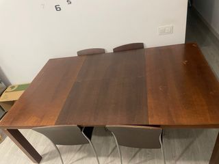 Mesa de comedor extensible de madera