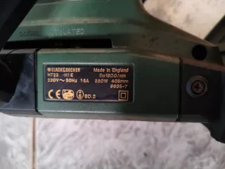 Corta setos eléctrico verde