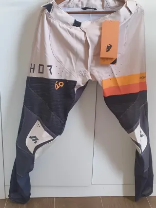 Pantalones Motocross Thor Grises y Blancos
