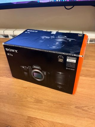 Sony Alpha 7 III + Objetivo Tamron 28-75mm