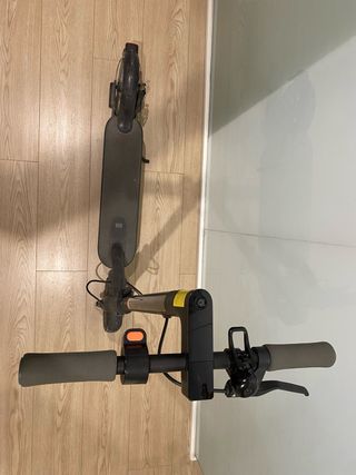 Patinete Eléctrico Xiaomi Esencial dañado