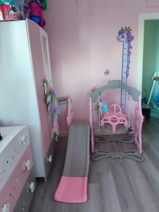 Habitación infantil completa casita