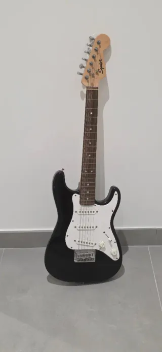 Chitarra elettrica Squier Mini Stratocaster Fender