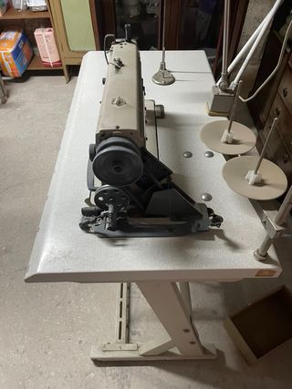 Máquina de coser industrial FOMAX