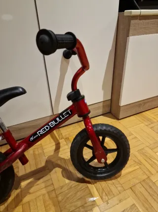 Bicicleta infantil sin pedales Chicco Red Bullet