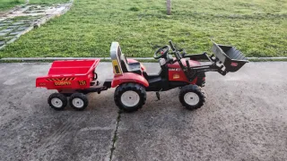Tractor Infantil Case con Remolque Dumper