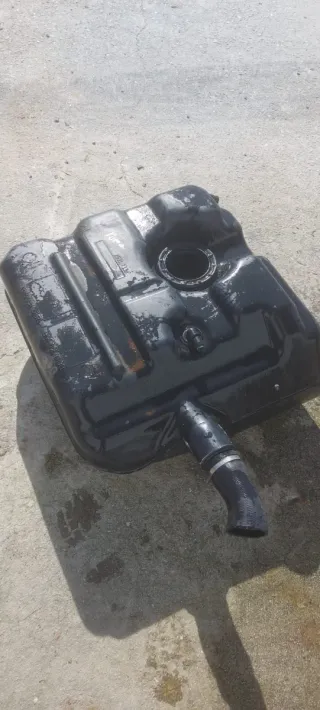 Depósito Gasoil Land Rover Defender TD4