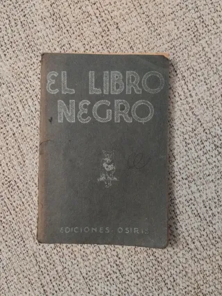 Libro negro. Antiguo grimorio.