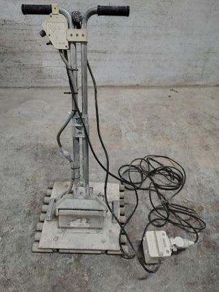 Vibradora de baldosas RUBI