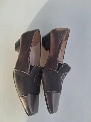 Zapatos de salón marrones Platinum