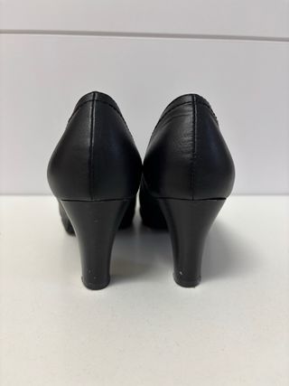Zapatos de tacón negros