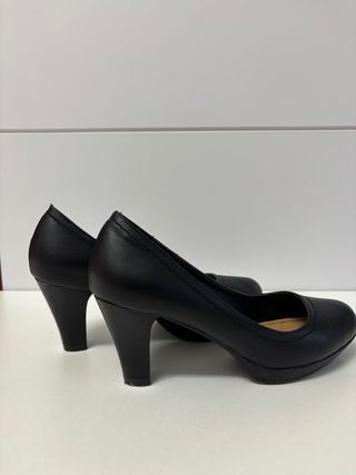 Zapatos de tacón negros