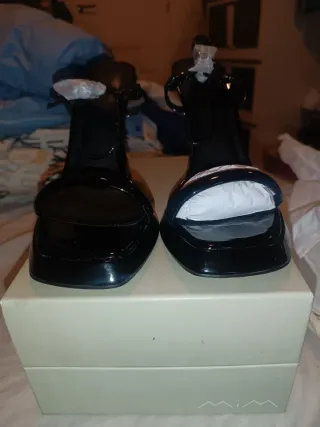 Zapatos de tacón MIM negros