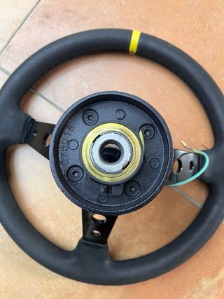 Volante OMP y piña Marbella