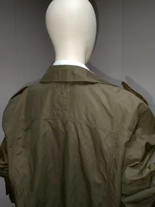 Sobrecamisa verde militar