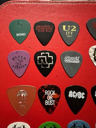 Púas de guitarra rock y metal pick guitar 45€