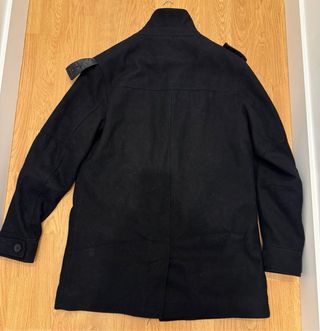 Abrigo de hombre negro