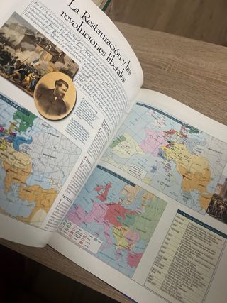 Atlas histórico universal