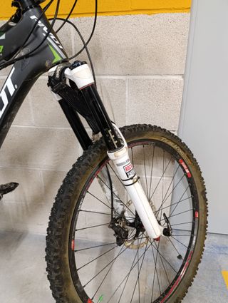 Bicicleta Pivot Mach 5.1