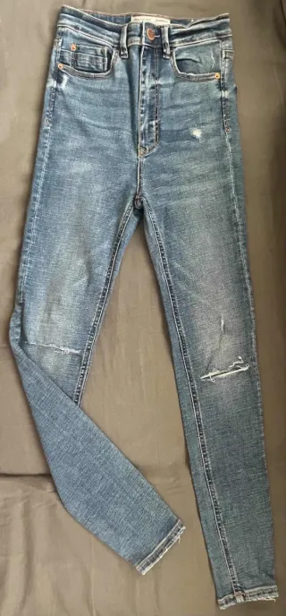 Lote 3 Pantalones Vaqueros Bershka, Stradivarius,