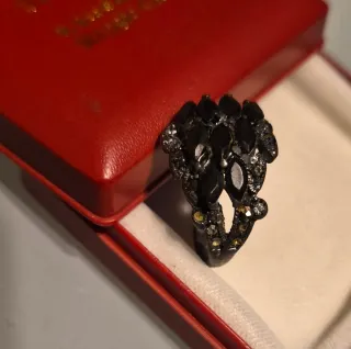 Anello a Grappolo in Piombo Cristalli di Rocca'800