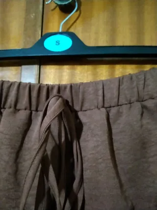 Conjunto marrón de mujer sin estrenar