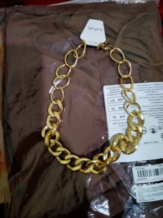 Conjunto marrón +collar de mujer sin estrenar