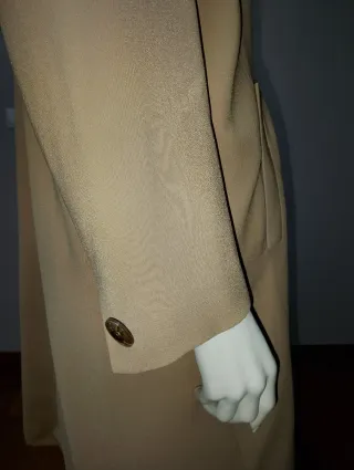 Abrigo camel doble botonadura