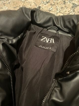 Abrigo acolchado negro