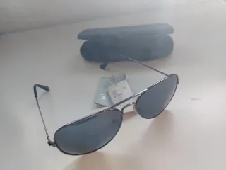 Gafas de sol aviador nuevas + funda