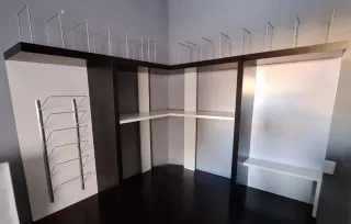 Escritorio de esquina IKEA Negro/Blanco