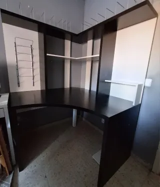 Escritorio de esquina IKEA Negro/Blanco